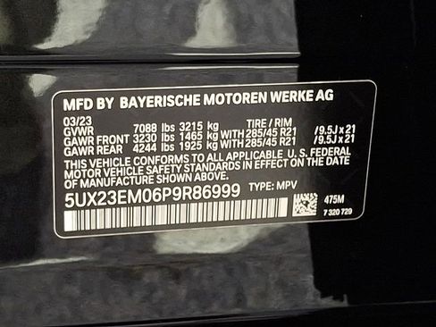 Used 2023 BMW X7 xDrive40i w/ Executive Package image 31