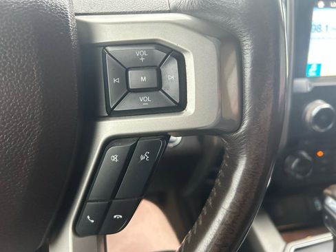 Used 2016 Ford F150 King Ranch w/ Equipment Group 601A Luxury AWD/4WD image 18