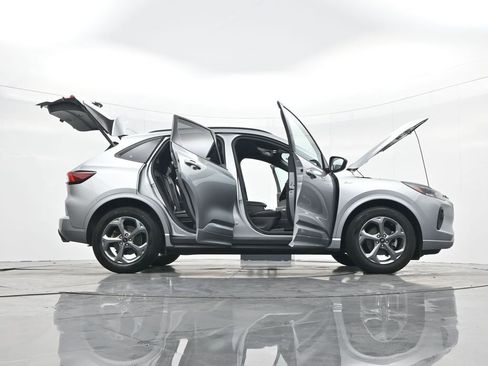 Used 2024 Ford Escape ST-Line w/ Cold Weather Package image 45