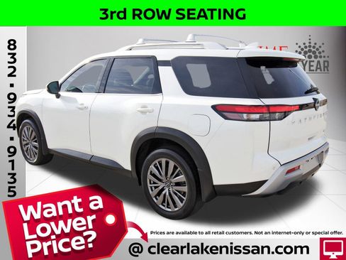 Used 2024 Nissan Pathfinder SL w/ SL Premium Package image 5