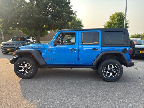 Used 2022 Jeep Wrangler Unlimited Rubicon AWD/4WD image 6