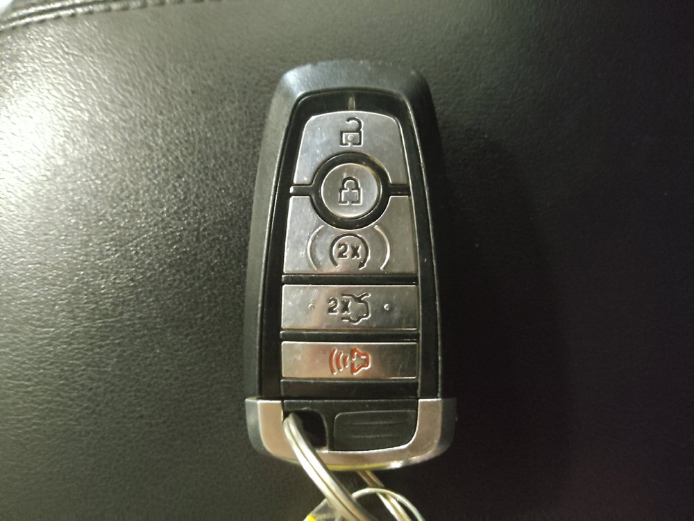 Used 2019 Ford Edge SEL w/ Equipment Group 201A FWD image 32