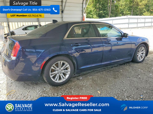 Used 2017 Chrysler 300 Limited RWD image 4