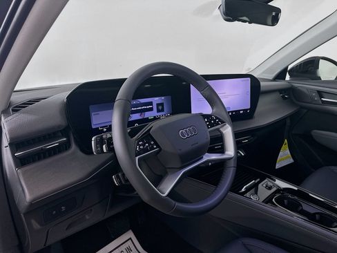 New 2026 Audi Q3 quattro 2.0T AWD/4WD image 32