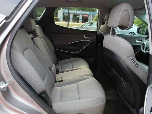 Used 2017 Hyundai Santa Fe Sport AWD/4WD image 28