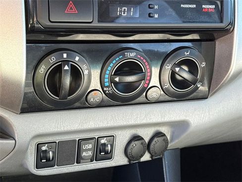 Used 2013 Toyota Tacoma PreRunner image 21