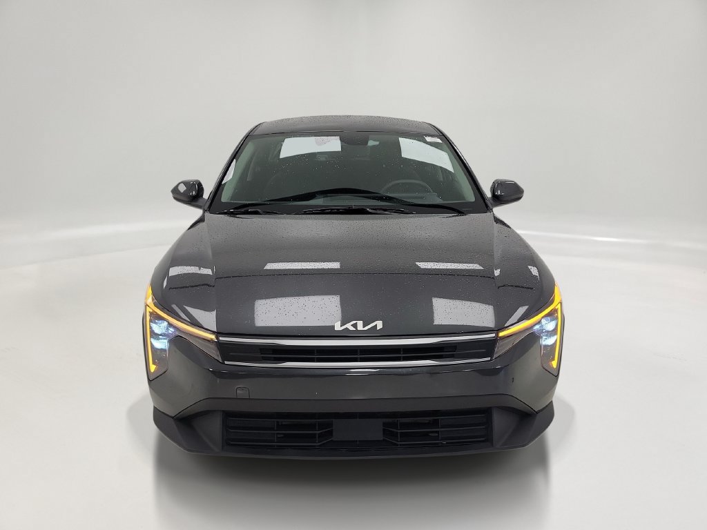 Used 2025 Kia K4 FWD image 2