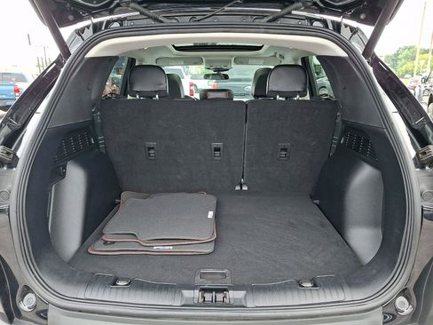 Certified 2022 Ford Escape SEL w/ SEL Stealth AWD Package image 28