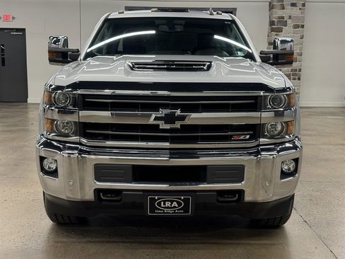 Used 2019 Chevrolet Silverado 2500 LTZ w/ Duramax Plus Package image 2