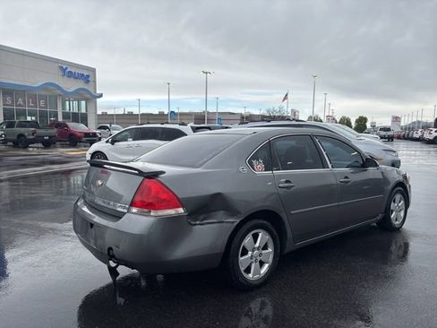 Used 2008 Chevrolet Impala LT FWD image 3