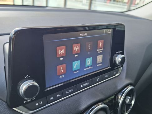 Certified 2022 Nissan Sentra S image 14