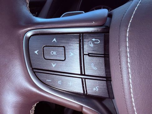 Used 2018 Lexus LS 500 image 21