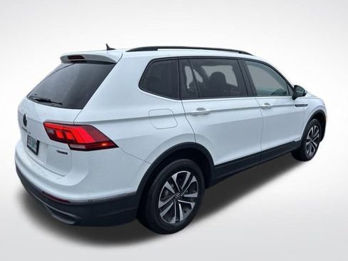 Used 2022 Volkswagen Tiguan S image 6