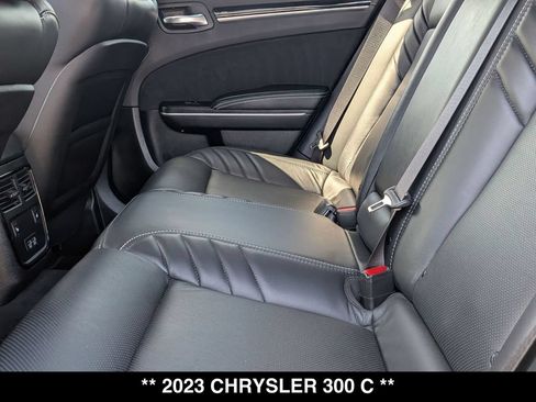 Used 2023 Chrysler 300 C RWD image 3