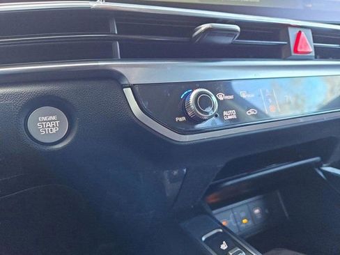 New 2026 Kia Sorento EX w/ EX Premium Package FWD image 16