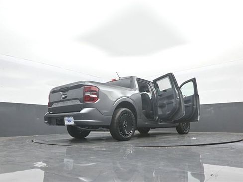 New 2025 Ford Maverick Lobo image 35