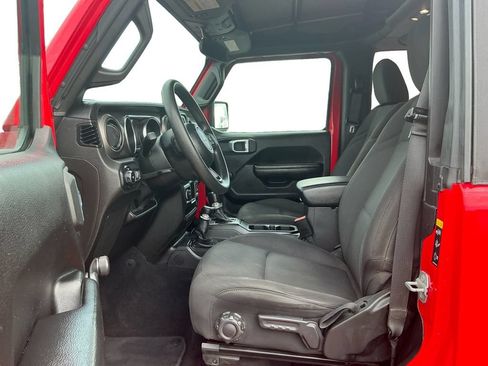 Used 2021 Jeep Wrangler Sport AWD/4WD image 14