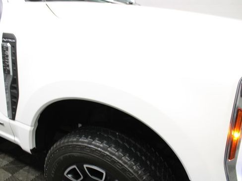Used 2024 Ford F250 Platinum AWD/4WD image 45