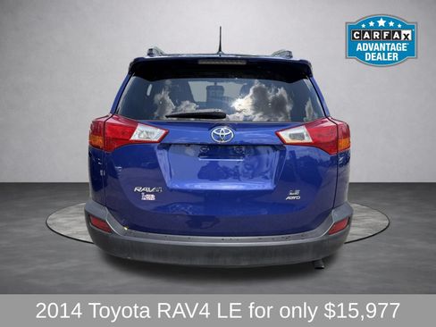Used 2014 Toyota RAV4 LE AWD/4WD image 4