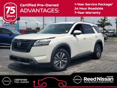 Certified 2023 Nissan Pathfinder SL w/ Black Appearance Package