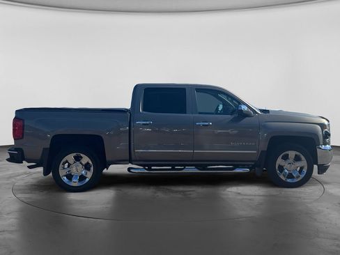 Used 2017 Chevrolet Silverado 1500 LTZ w/ Sport Package AWD/4WD image 10