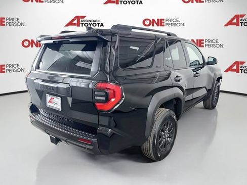 Certified 2025 Toyota 4Runner SR5 AWD/4WD image 8