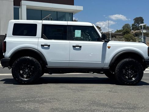New 2026 Ford Bronco Badlands AWD/4WD image 2