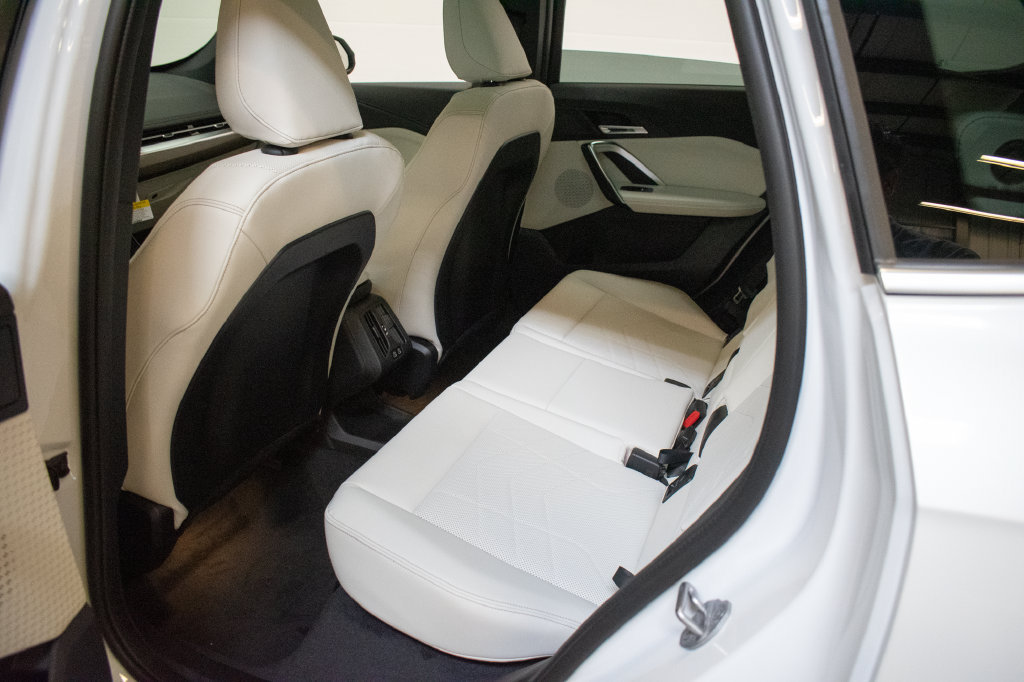 New 2027 BMW X1 xDrive28i AWD/4WD image 24