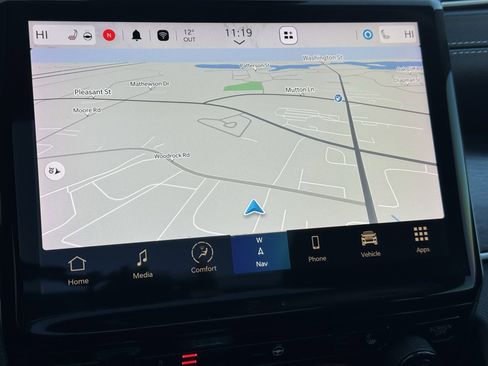 Used 2023 Jeep Grand Cherokee Limited image 29