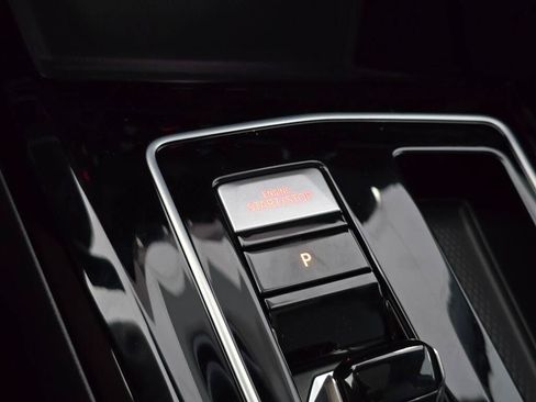 New 2026 Volkswagen GTI SE FWD image 33
