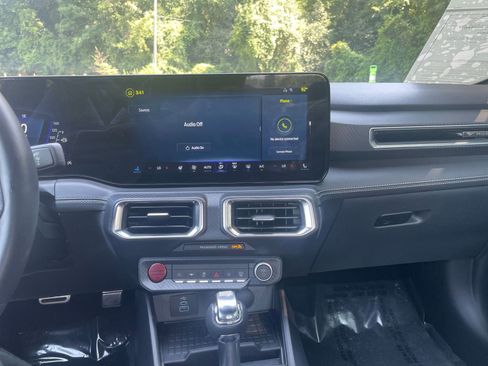 Used 2024 Ford Mustang Premium image 18