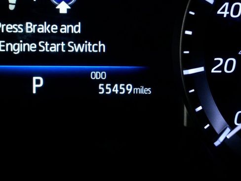 Used 2022 Toyota Highlander XLE image 11