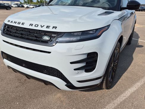 New 2026 Land Rover Range Rover Evoque Hoxton AWD/4WD image 10