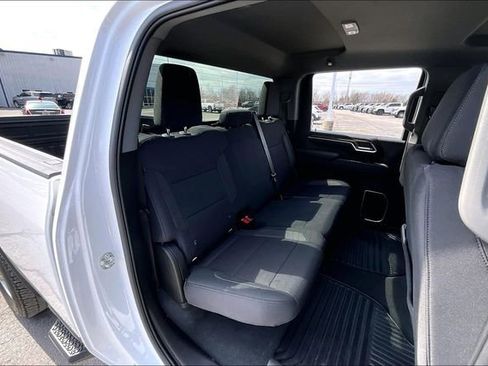 Used 2025 Chevrolet Silverado 2500 LT w/ Convenience Package AWD/4WD image 26