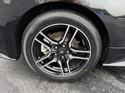 Used 2023 Ford Mustang Premium image 19