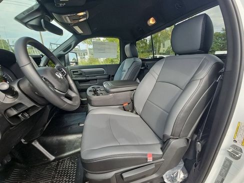 New 2026 RAM 2500 Tradesman image 12