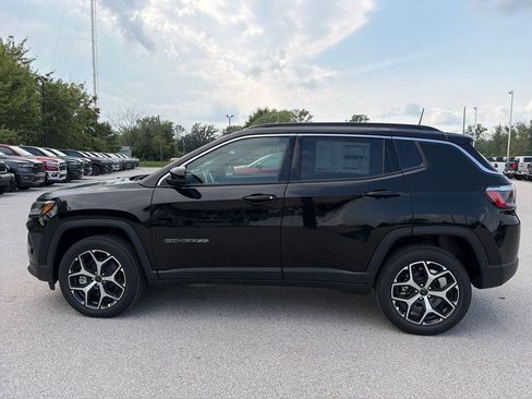 New 2026 Jeep Compass Limited AWD/4WD image 11