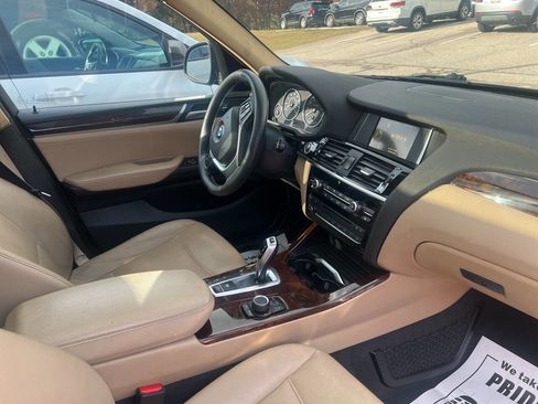 Used 2017 BMW X3 xDrive28i image 8