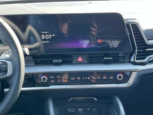 New 2025 Kia Sportage EX w/ EX Premium Package AWD/4WD image 12