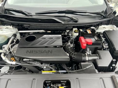 Used 2023 Nissan Rogue SL w/ SL Premium Package image 35