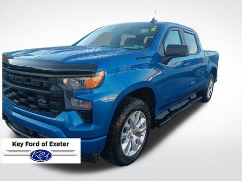 Used 2022 Chevrolet Silverado 1500 Custom w/ LPO, Dark Essentials Package image 4