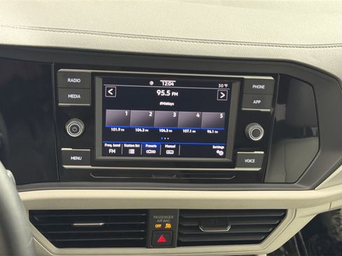 Used 2024 Volkswagen Jetta S image 18