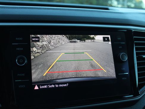 Used 2021 Volkswagen Atlas SEL image 38