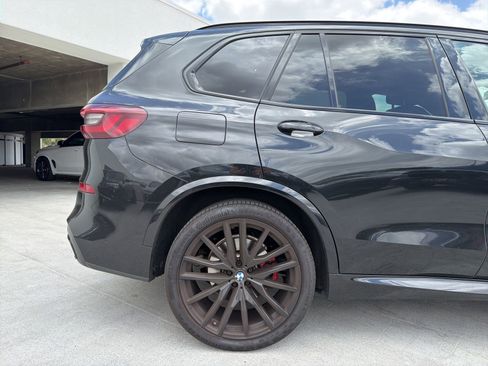 Used 2022 BMW X5 xDrive40i w/ M Sport Package AWD/4WD image 5