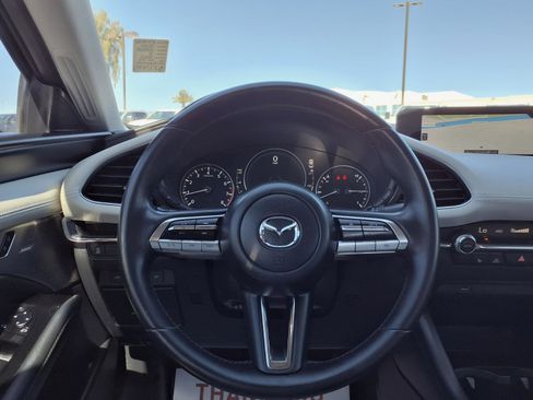 Used 2021 MAZDA MAZDA3 s FWD image 19