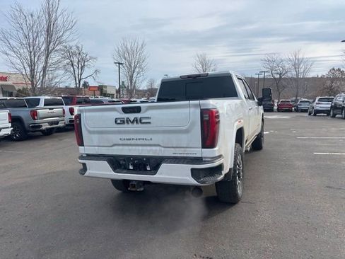 Used 2025 GMC Sierra 3500 Denali Ultimate image 7