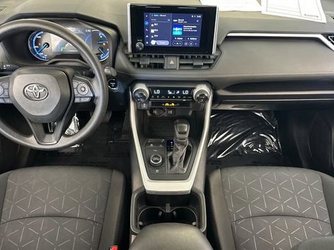 Used 2024 Toyota RAV4 AWD Hybrid image 17