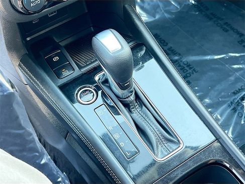 Used 2022 Nissan Kicks SV image 15