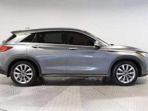 Used 2020 INFINITI QX50 Luxe w/ Navigation Package AWD/4WD image 2