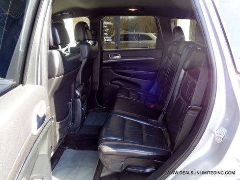 Used 2015 Jeep Grand Cherokee Limited AWD/4WD image 17